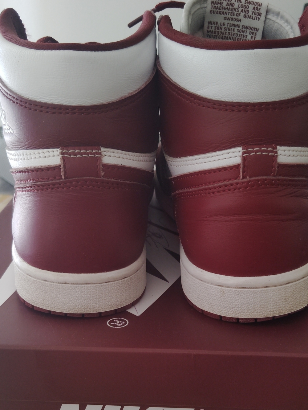 Sneakers - Picture 6 of 6